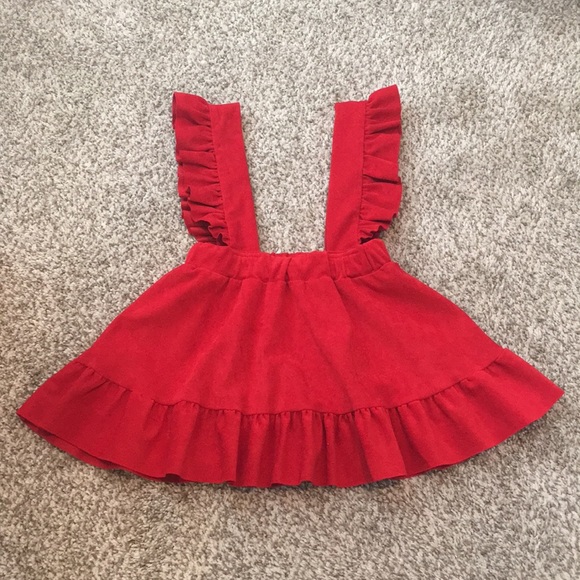 ‼️GORGEOUS‼️scalloped sleeve red suspender dress - Picture 3 of 4